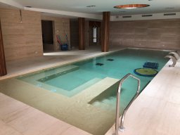 piscina centro benessere